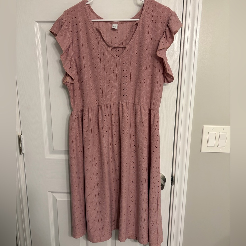 Elegant Pink Midi Dress